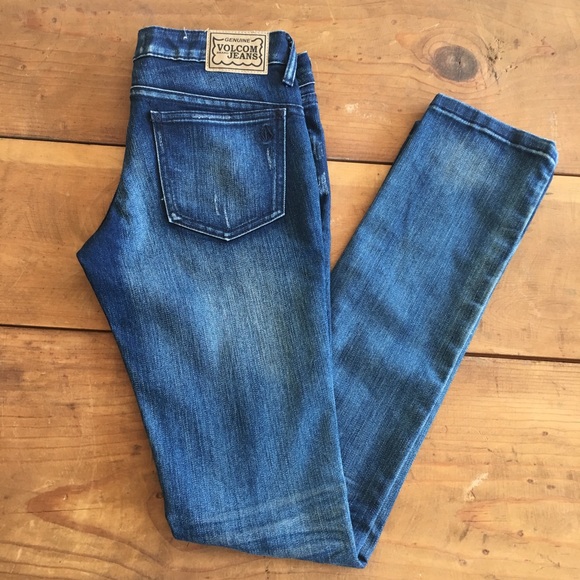 Sz 25/1 distressed Volcom skinny jeans - Picture 3 of 6